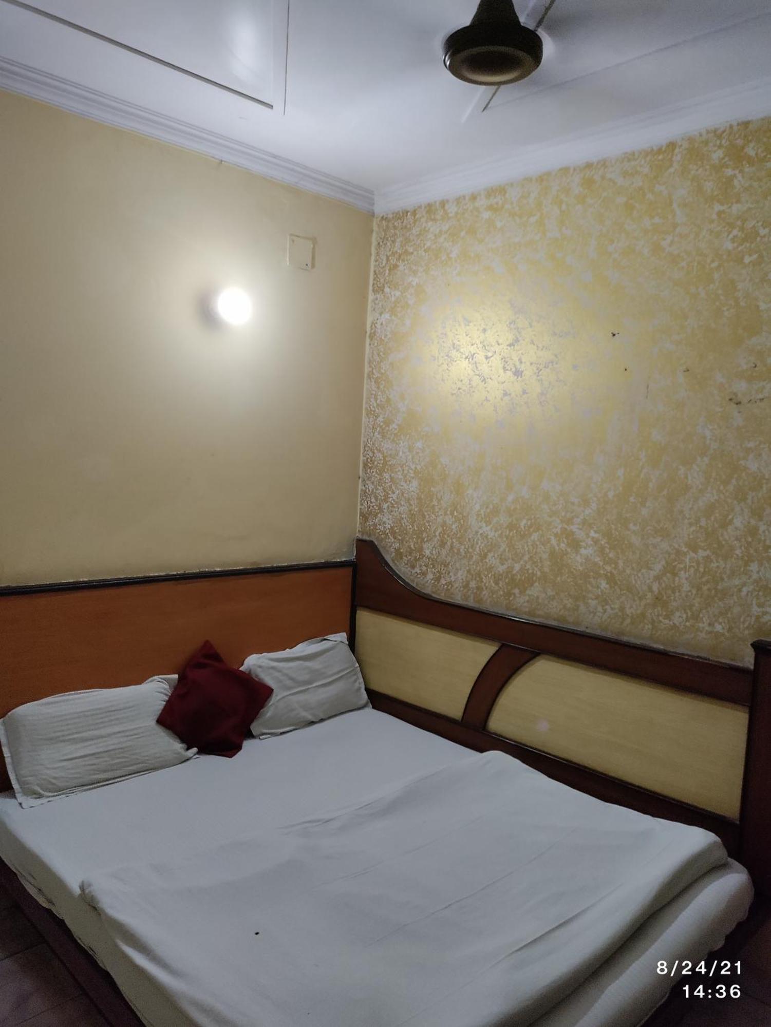 Hotel O Anchal Dx Нью-Дели Экстерьер фото