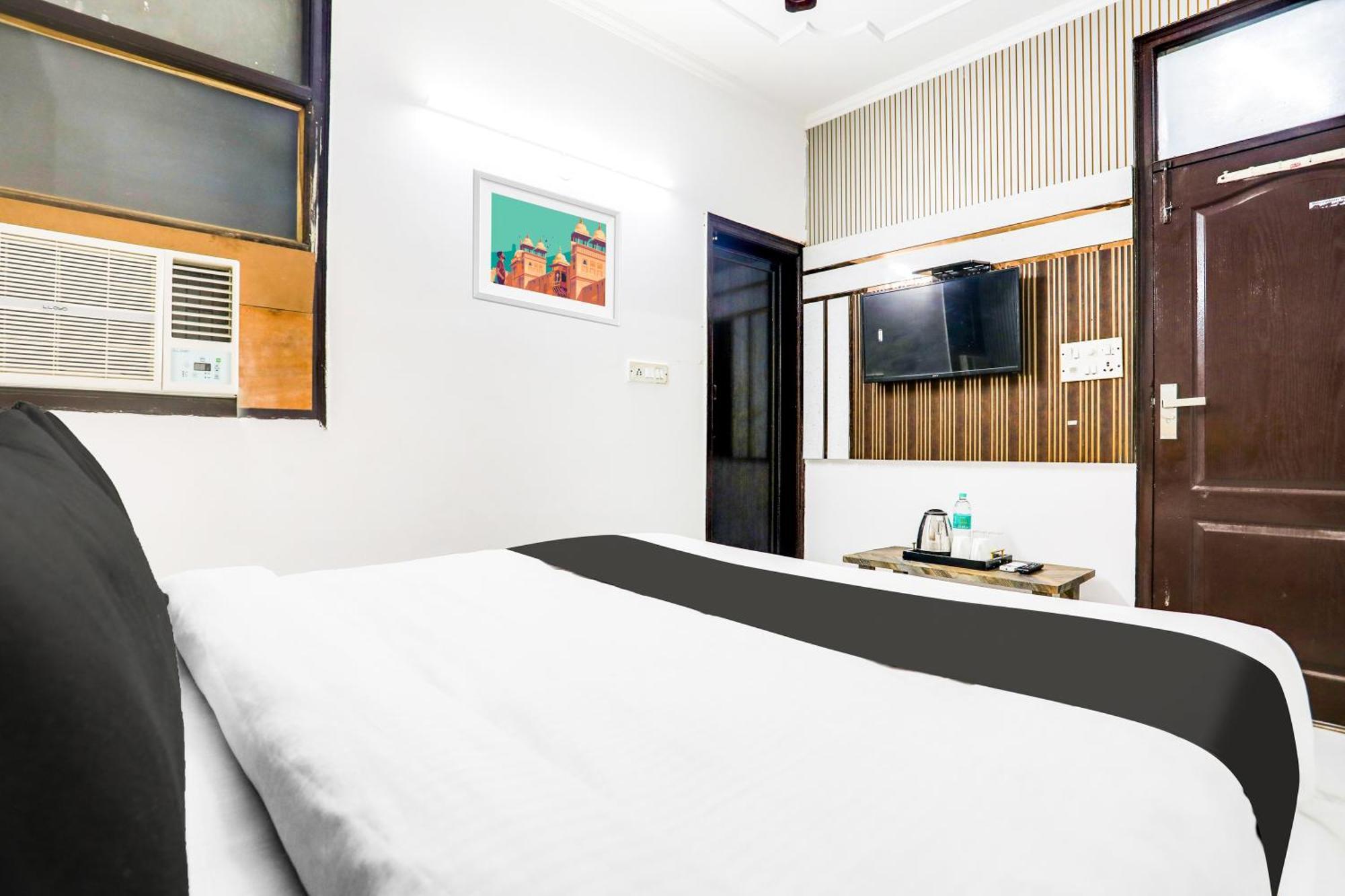 Hotel O Anchal Dx Нью-Дели Экстерьер фото